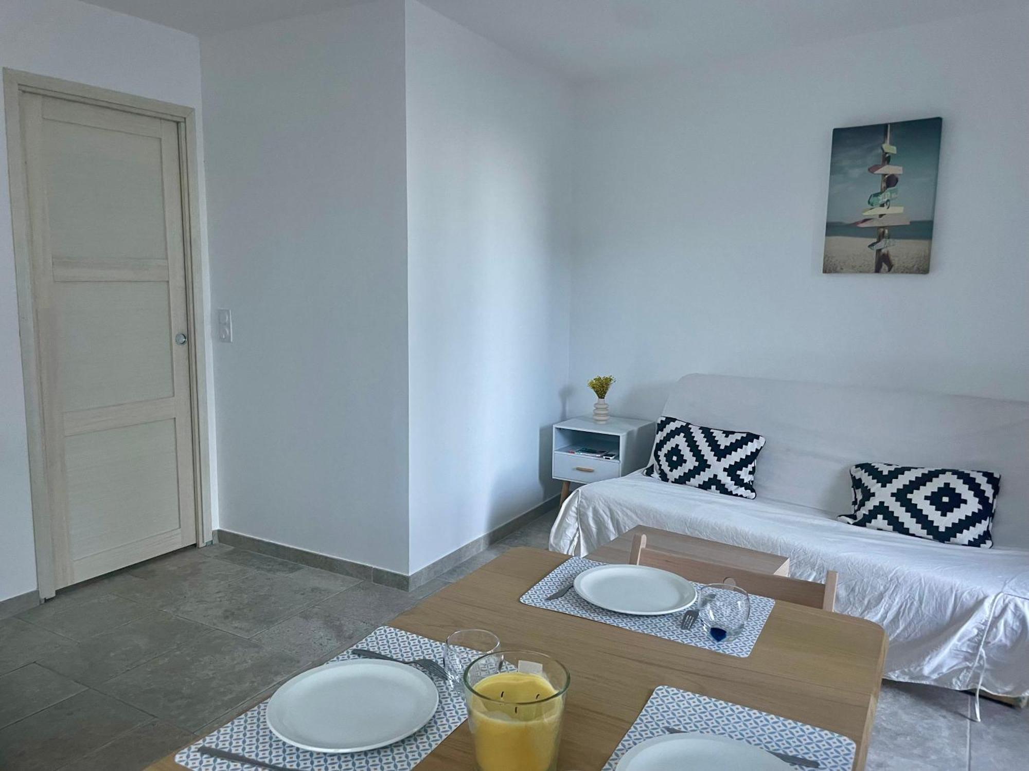Апартаменты T2 Renove Avec Terrasse Au Coeur Des Cevennes Saint-Germain-de-Calberte Экстерьер фото