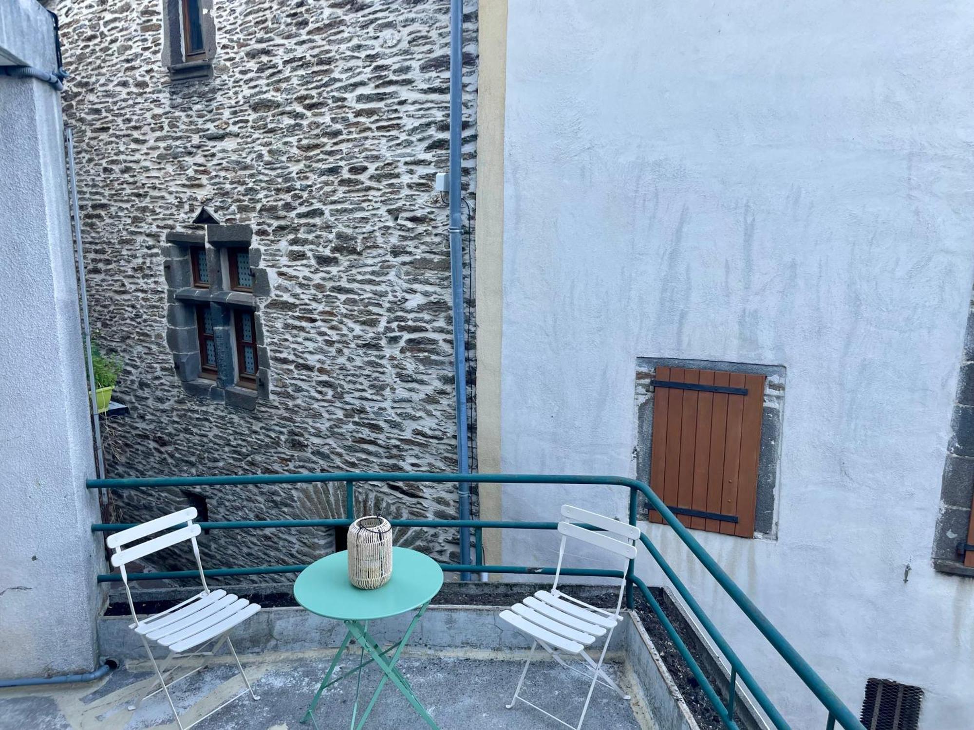 Апартаменты T2 Renove Avec Terrasse Au Coeur Des Cevennes Saint-Germain-de-Calberte Экстерьер фото